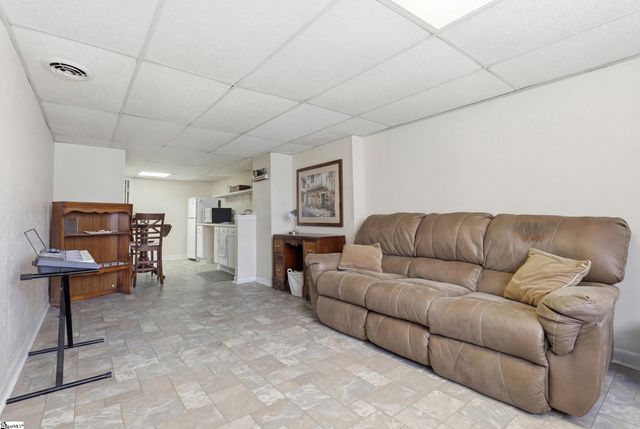 602 S Tugaloo Avenue, Walhalla, SC 29691