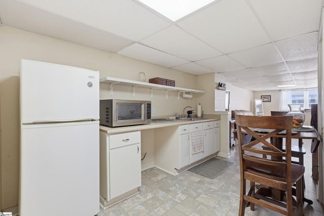 602 S Tugaloo Avenue, Walhalla, SC 29691