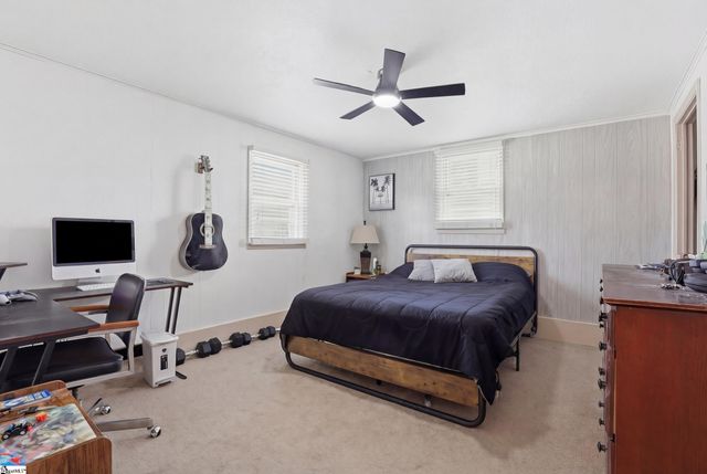 602 S Tugaloo Avenue, Walhalla, SC 29691