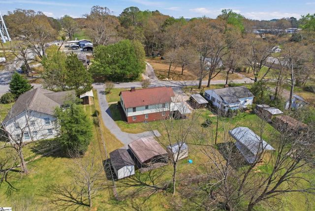 602 S Tugaloo Avenue, Walhalla, SC 29691