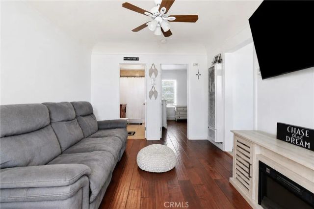 549 W 12th Street, San Pedro, CA 90731