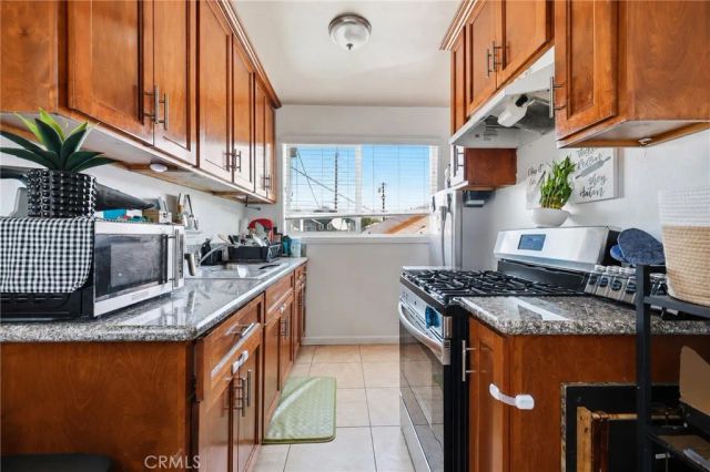549 W 12th Street, San Pedro, CA 90731