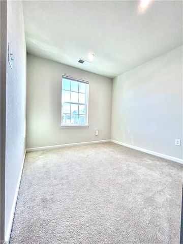 4106 Riverside DR, Chesapeake, VA 23321