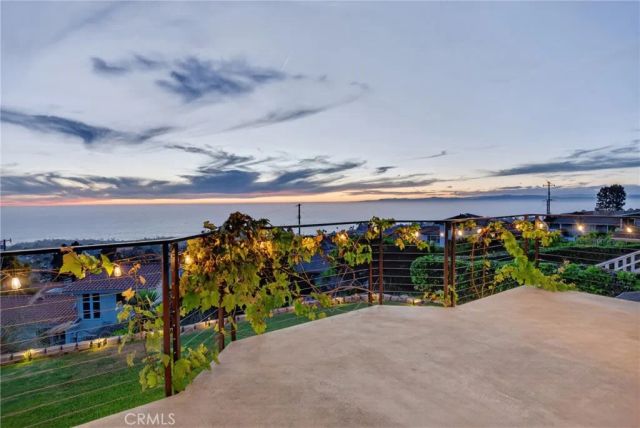 28027 Braidwood Drive, Rancho Palos Verdes, CA 90275