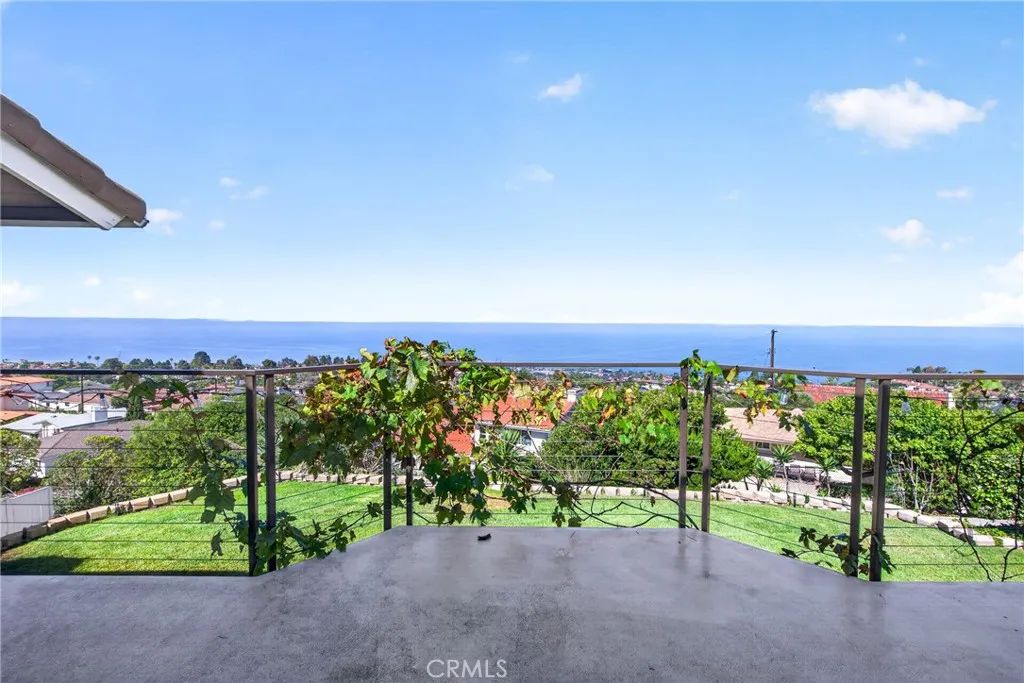 28027 Braidwood Drive, Rancho Palos Verdes, CA 90275