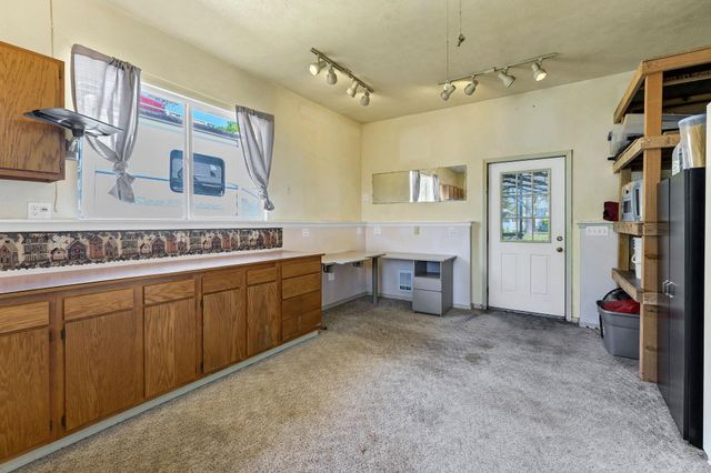 915 N Bowdish Rd, Spokane Valley, WA 99206