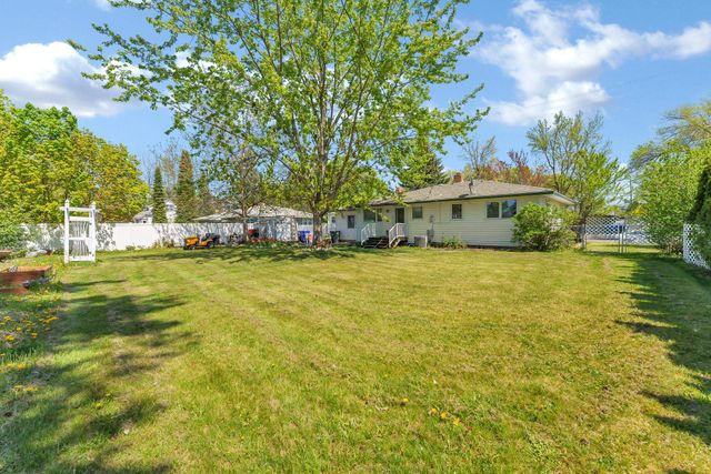 915 N Bowdish Rd, Spokane Valley, WA 99206