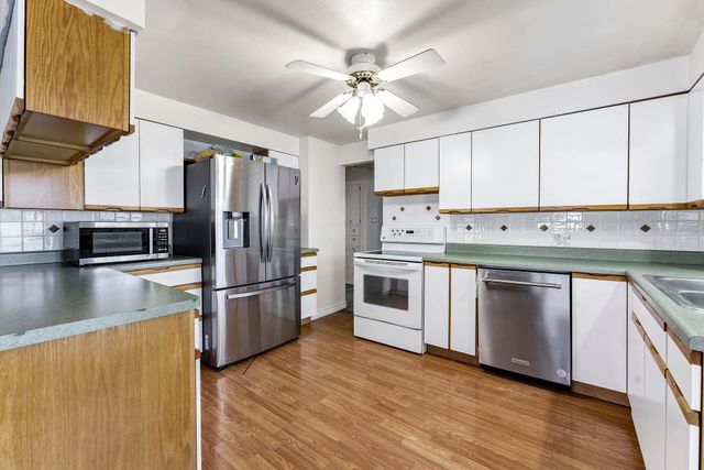 915 N Bowdish Rd, Spokane Valley, WA 99206