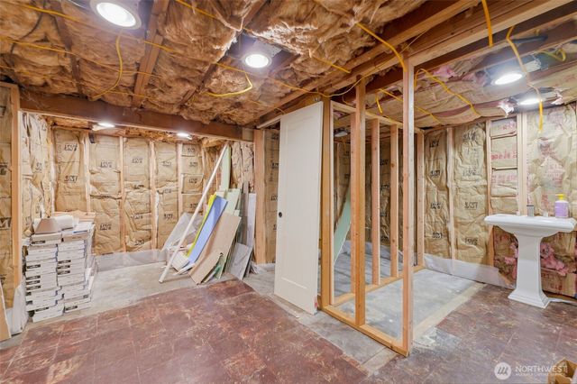 1132 Evans Avenue W, Bremerton, WA 98312