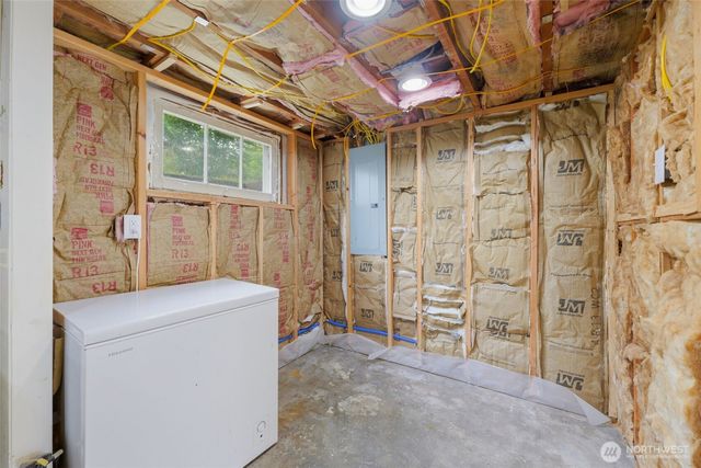 1132 Evans Avenue W, Bremerton, WA 98312