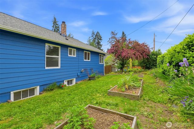 1132 Evans Avenue W, Bremerton, WA 98312