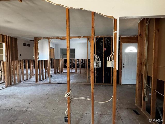 1603 Belleau Lake Drive, O'fallon, MO 63366