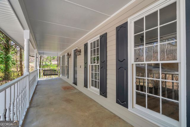 694 Lovers Lane, Toccoa, GA 30577