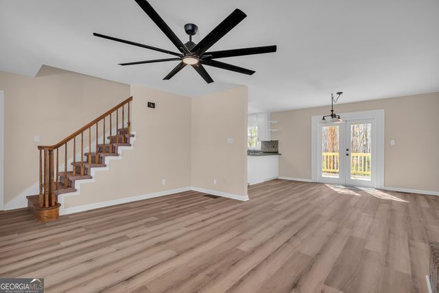 694 Lovers Lane, Toccoa, GA 30577