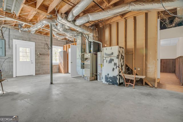 694 Lovers Lane, Toccoa, GA 30577