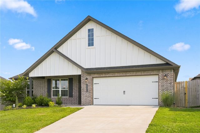 5901 SW Macasin Avenue, Bentonville, AR 72713