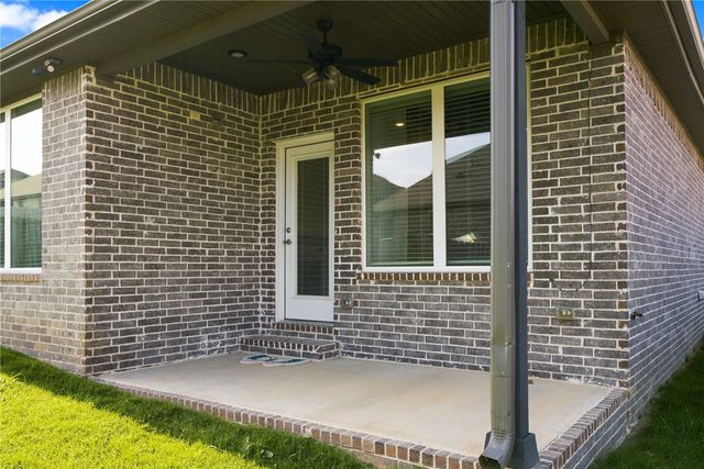 5901 SW Macasin Avenue, Bentonville, AR 72713