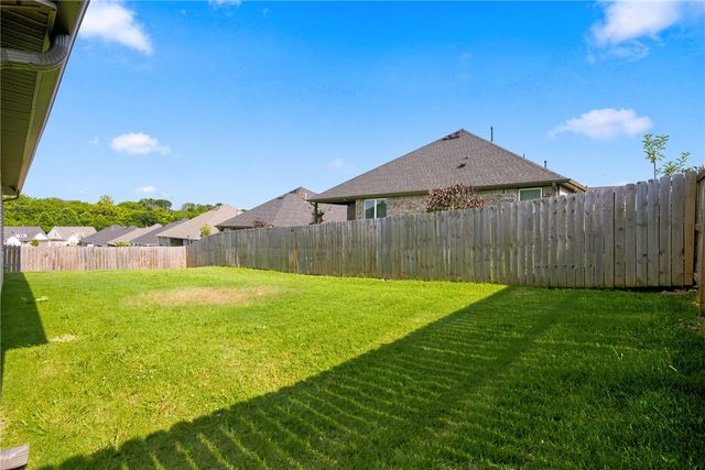 5901 SW Macasin Avenue, Bentonville, AR 72713