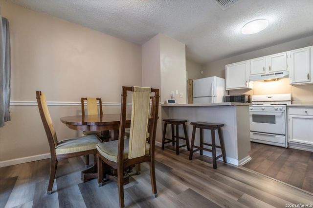 9706 MEADOW DR, Converse, TX 78109