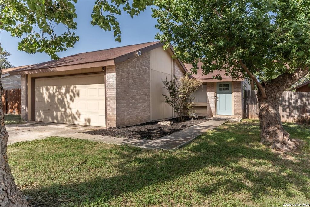 9706 MEADOW DR, Converse, TX 78109