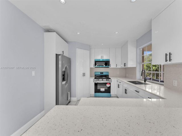 6525 SW 18th Street 6525, Miramar, FL 33023