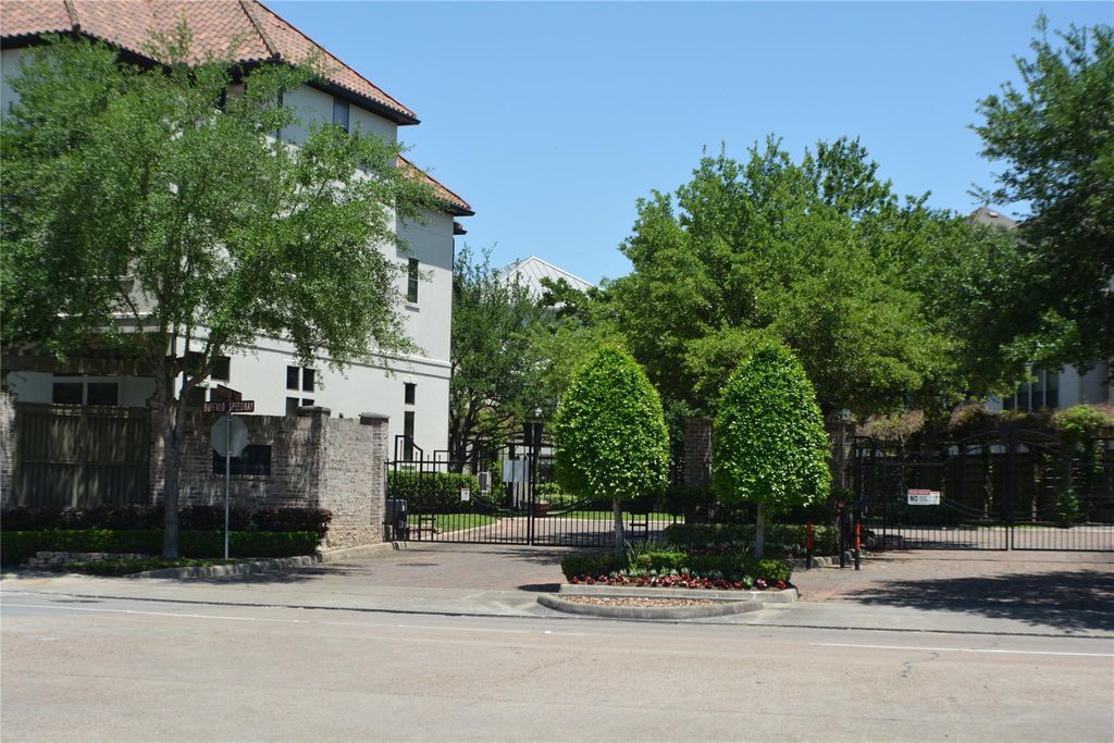 3138 Pemberton Walk, Houston, TX 77025