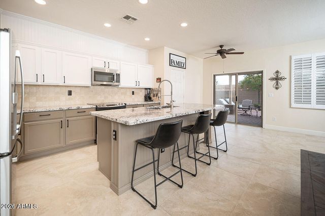 2631 W PATAGONIA Way, Phoenix, AZ 85086