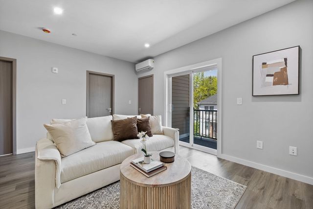 43-47 Fremont 12, Boston, MA 02126