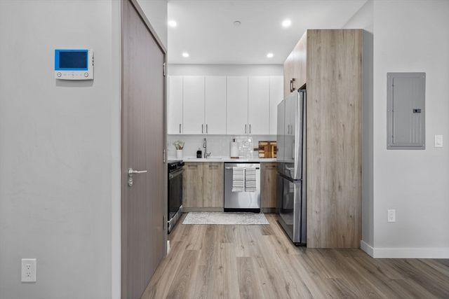 43-47 Fremont 12, Boston, MA 02126