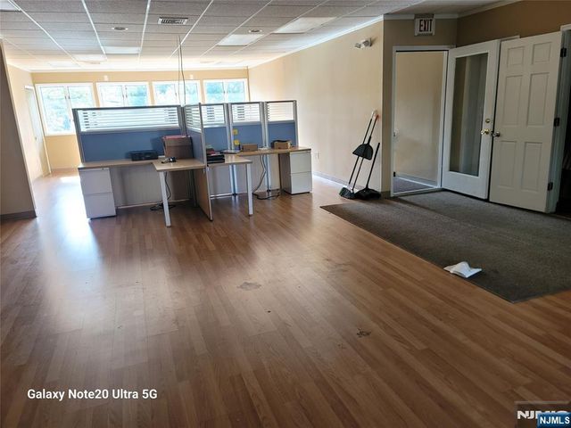 435-437 Hollywood Avenue 7, Fairfield, NJ 07004