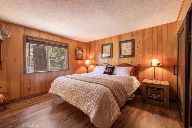44844 Manzanita Lane, Sugarloaf, CA 92386