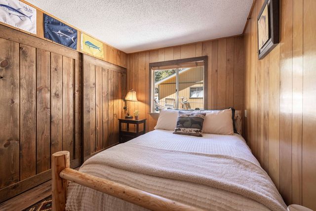 44844 Manzanita Lane, Sugarloaf, CA 92386