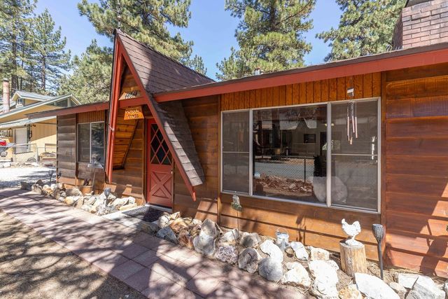 44844 Manzanita Lane, Sugarloaf, CA 92386