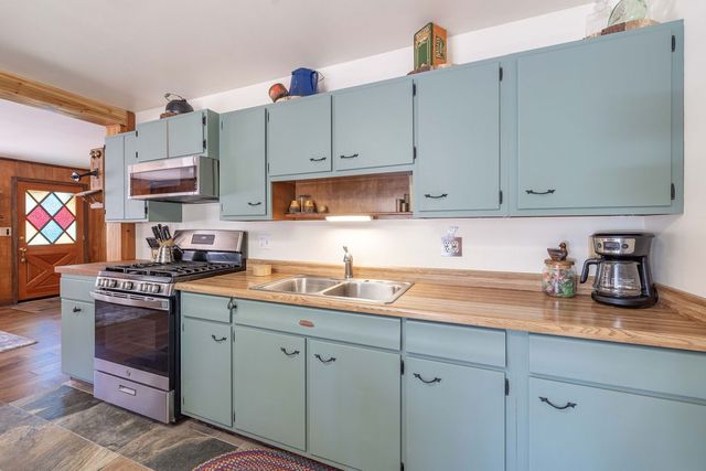 44844 Manzanita Lane, Sugarloaf, CA 92386