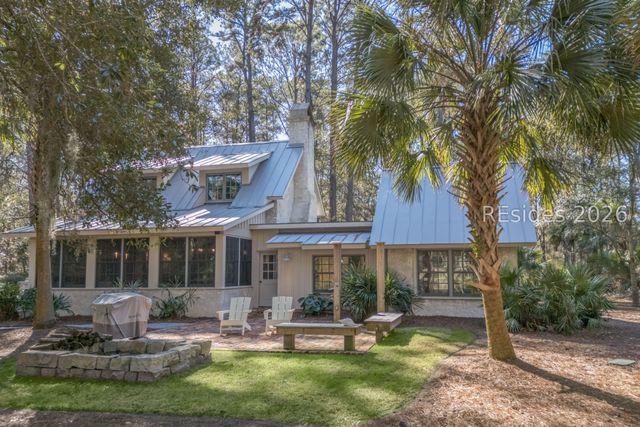 15 Bird Patch Trl, Okatie, SC 29909