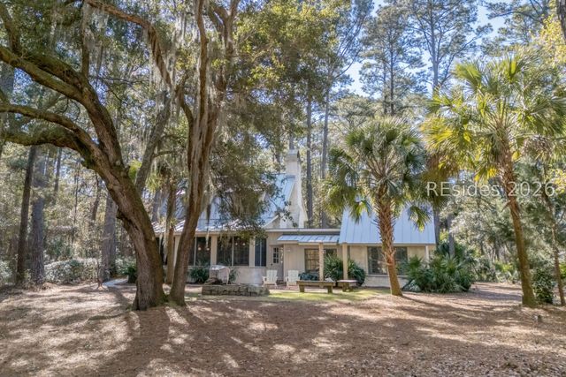 15 Bird Patch Trl, Okatie, SC 29909