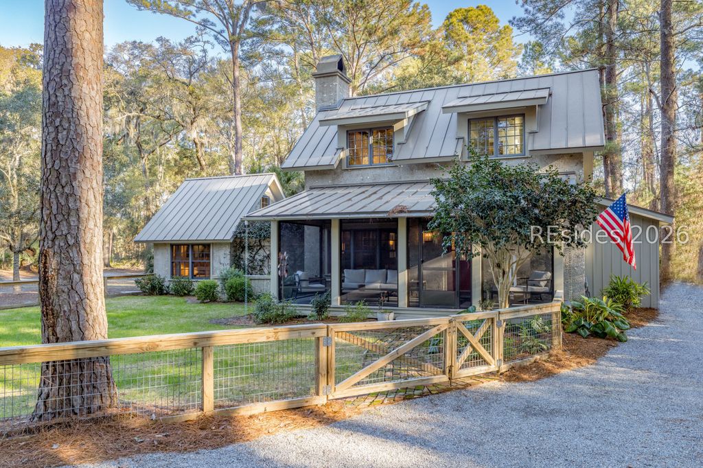 15 Bird Patch Trl, Okatie, SC 29909