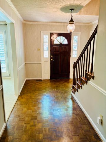 3 Amesbury Ct, Little Rock, AR 72227
