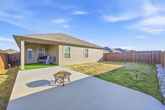 1212 Briar Hill Drive, Denton, TX 76207