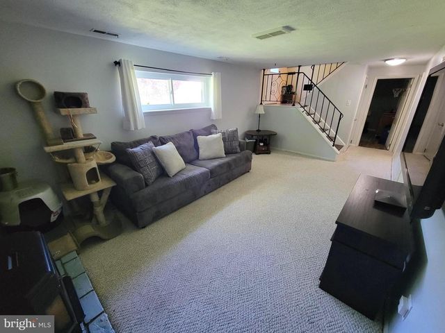 103 CALIFORNIA TRL, Browns Mills, NJ 08015