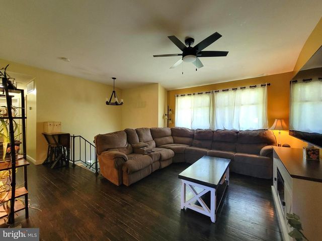 103 CALIFORNIA TRL, Browns Mills, NJ 08015