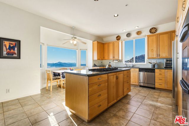 229 Lorine Lane, Malibu, CA 90265