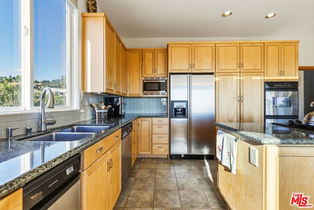 229 Lorine Lane, Malibu, CA 90265