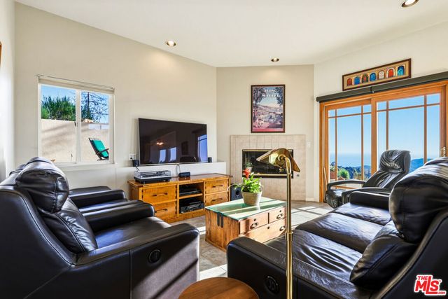 229 Lorine Lane, Malibu, CA 90265