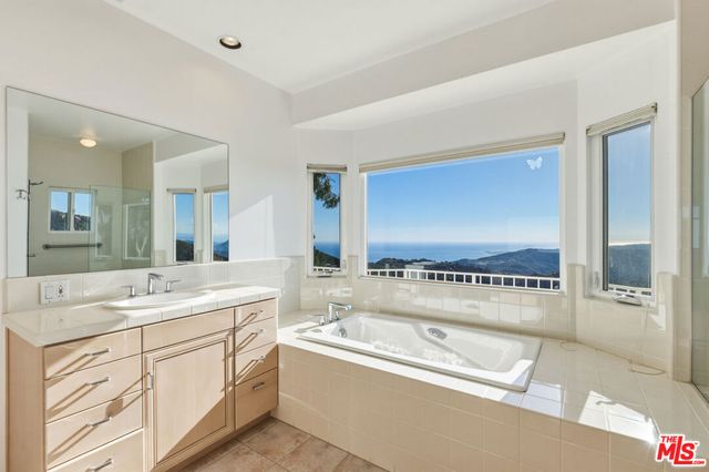 229 Lorine Lane, Malibu, CA 90265