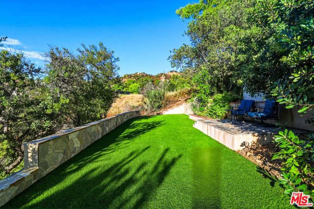 229 Lorine Lane, Malibu, CA 90265