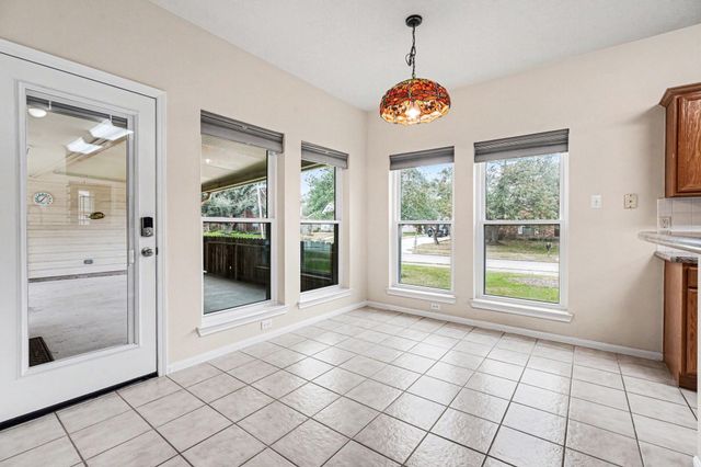 702 Huntercrest Street, El Lago, TX 77586