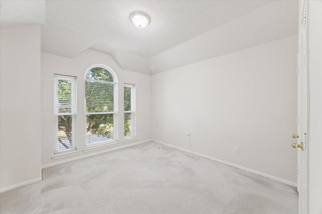 702 Huntercrest Street, El Lago, TX 77586