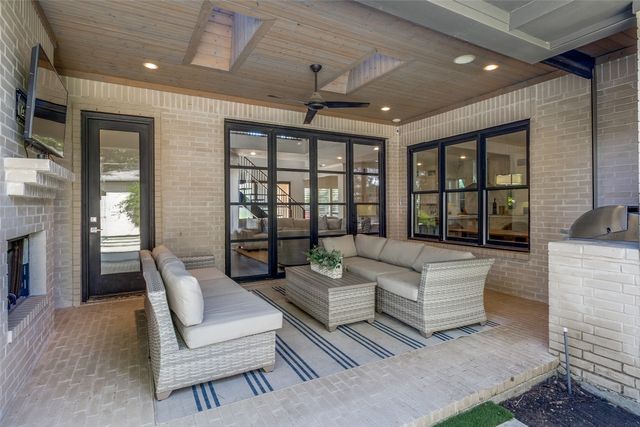 6615 Northwood Road, Dallas, TX 75225