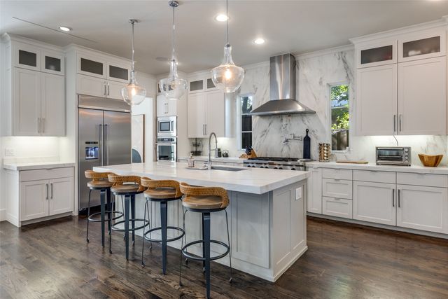 6615 Northwood Road, Dallas, TX 75225